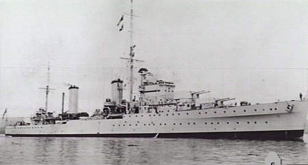 HMS Galatea AWM 302395.jpeg