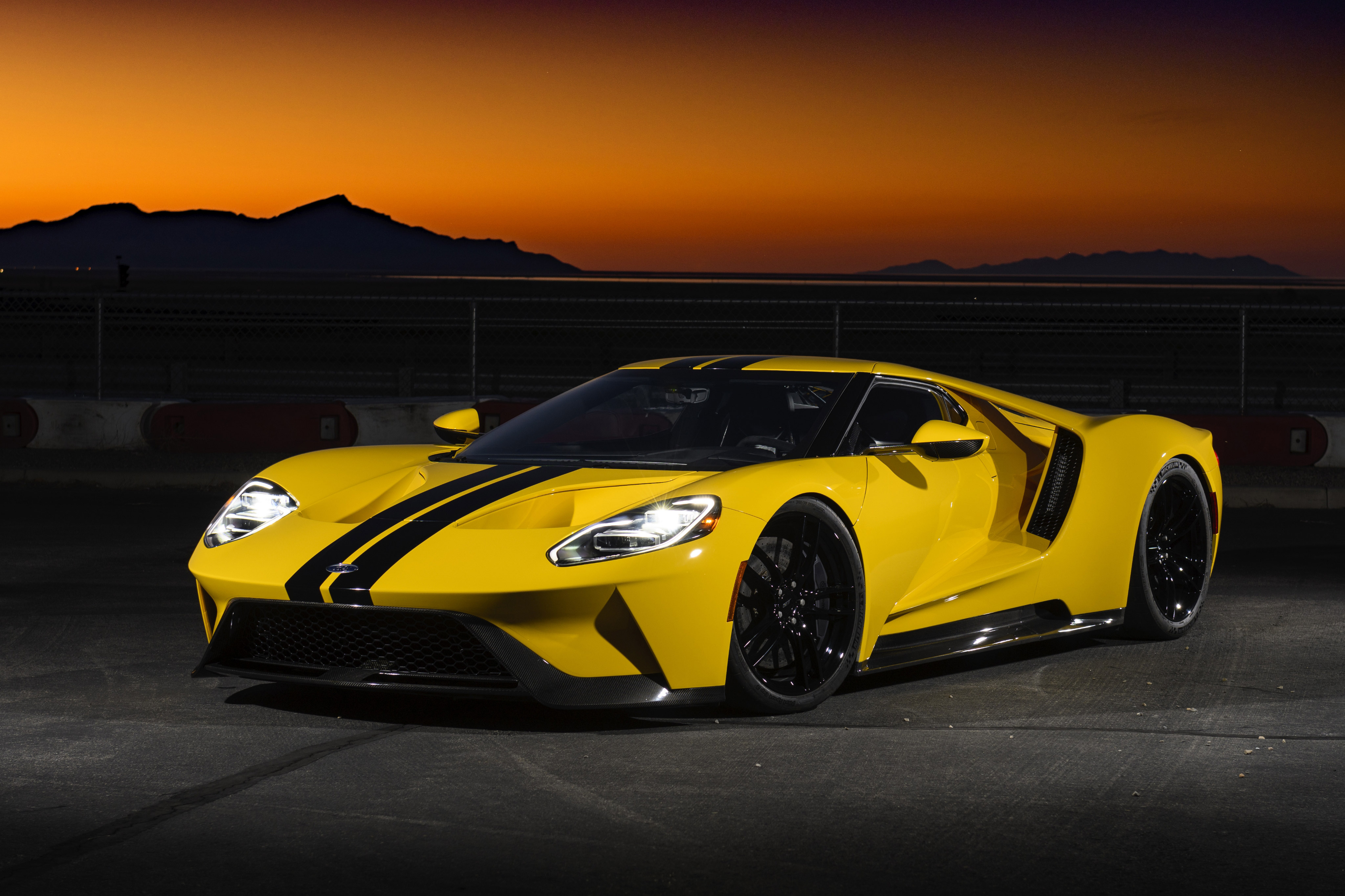 Ford GT 2016.jpg