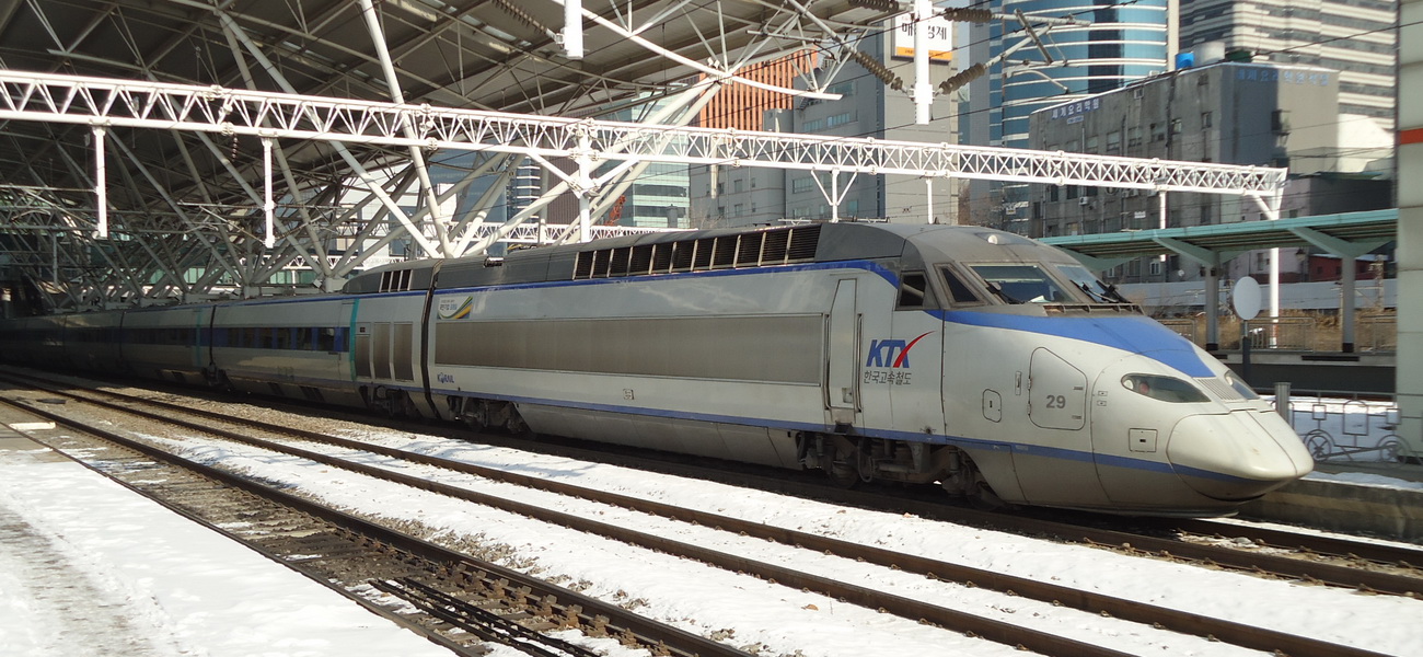 KTX-1型29号列车在首尔站（Korail2012拍摄）