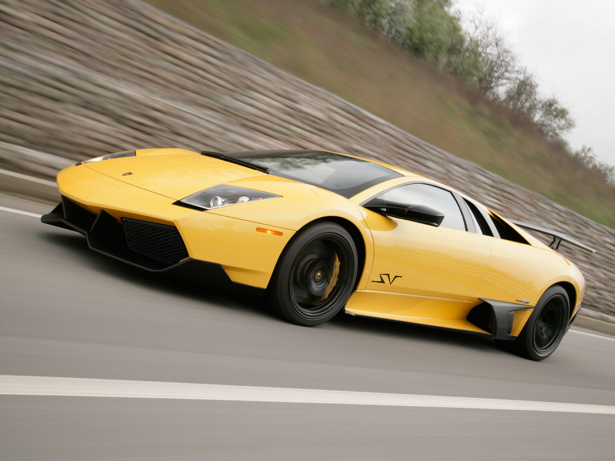 Lamborghini murcielago lp 670-4 superveloce 23.jpg