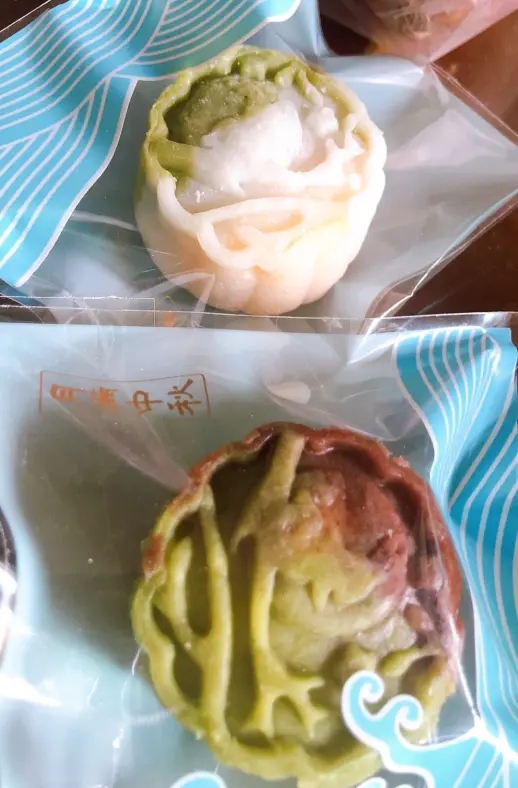 雪桃子手工月饼.jpg