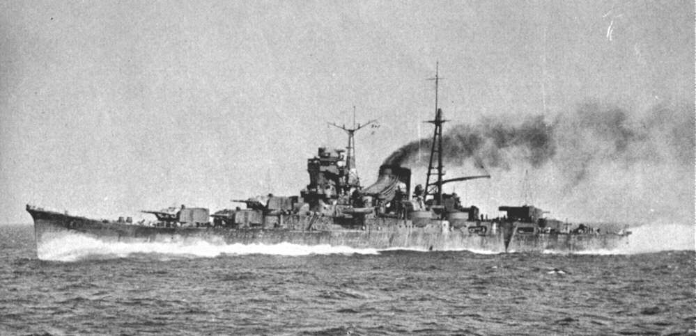 Mogami running trials in 1935.jpg