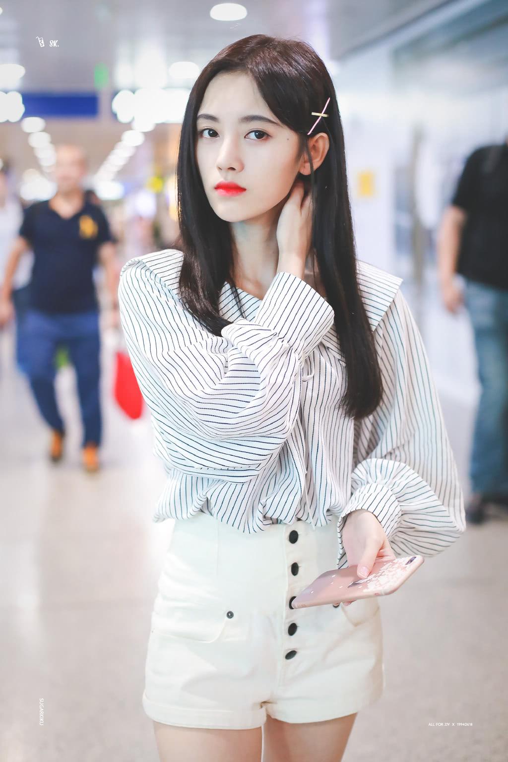 鞠婧祎.jpg