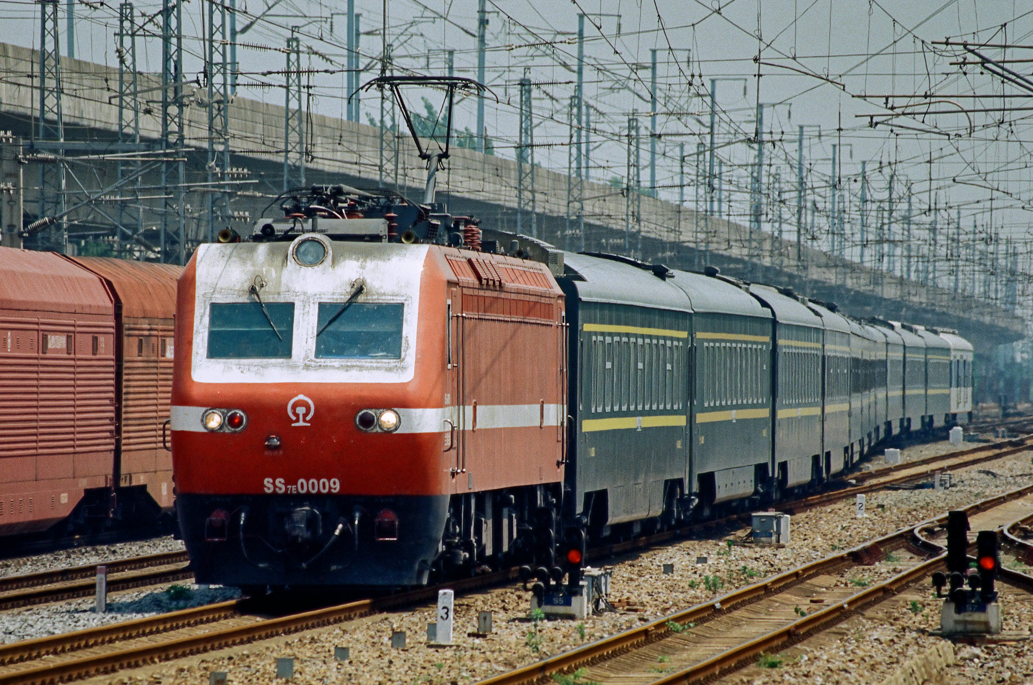中国铁路韶山7E型电力机车