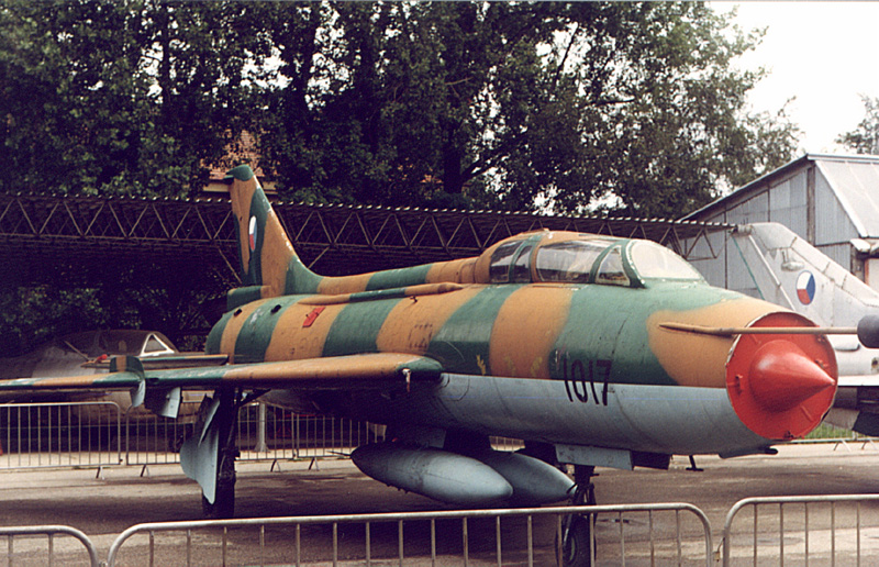 Su-7UMK-1998.jpg